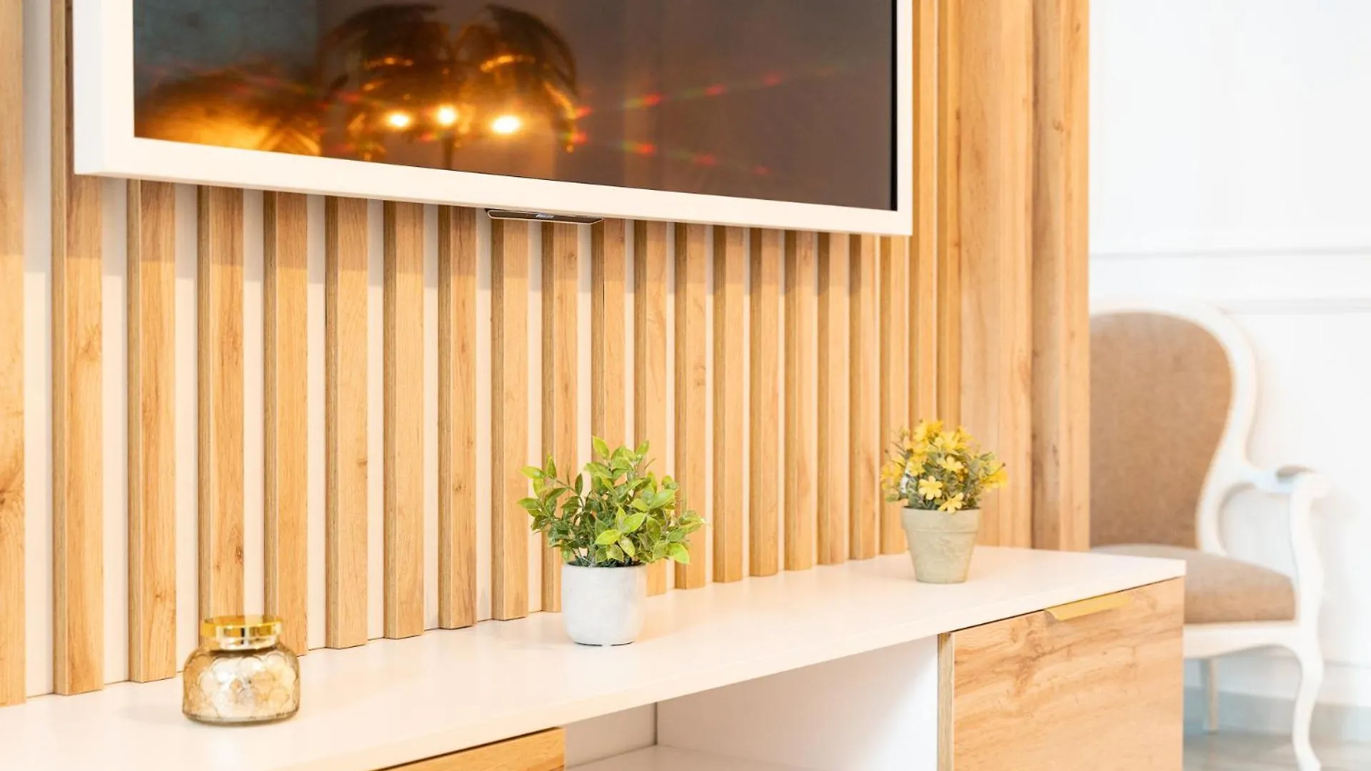 Malagasuite Downtown Vibes Apartment